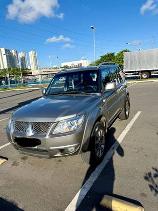MITSUBISHI PAJERO TR4 2.0 4X2 16V 140CV FLEX 4P MANUAL
